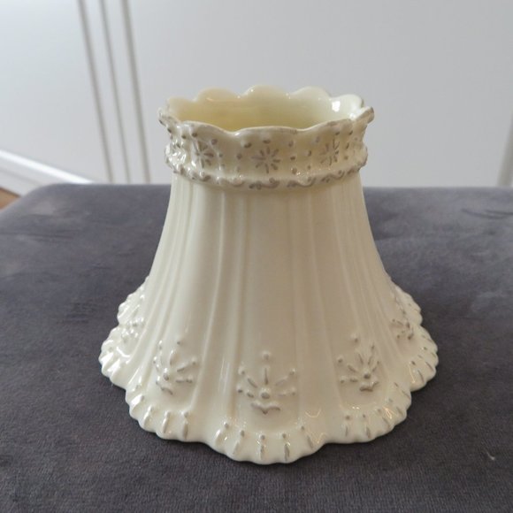 Yankee Candle Porcelain Candle Shade - NWT - Picture 1 of 4